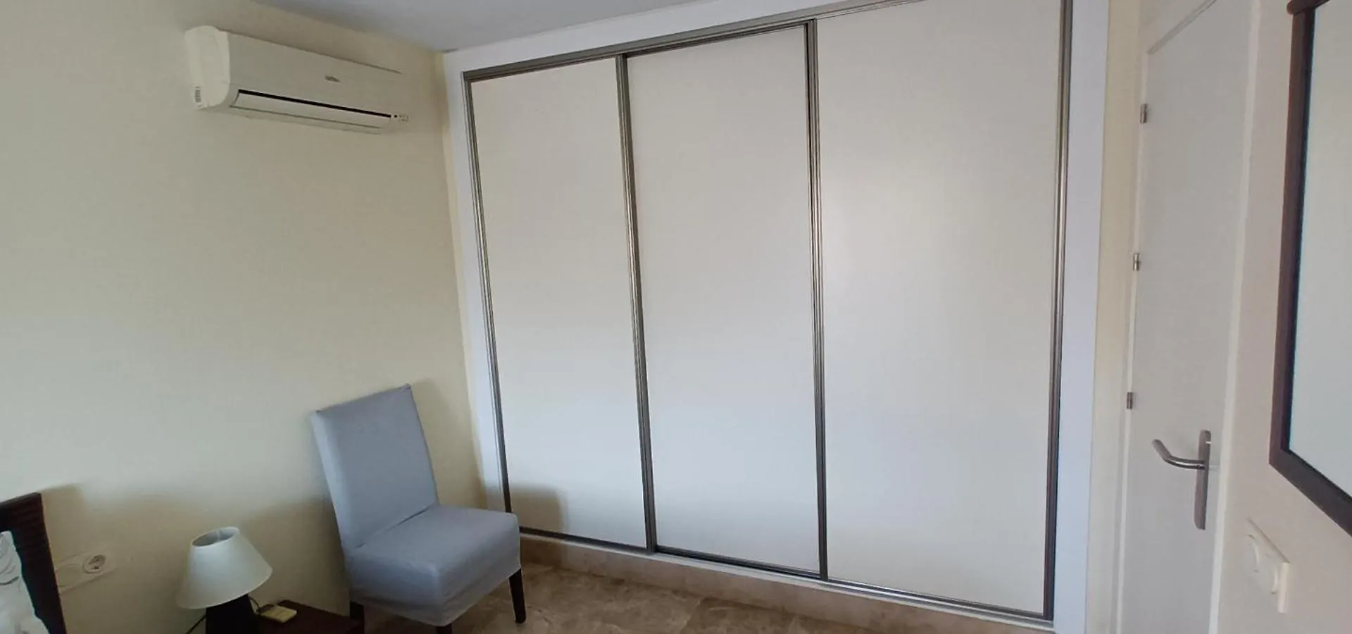 Luxury Apartment In Central Almerimar With Free Secure Parking 0*,  İspanya